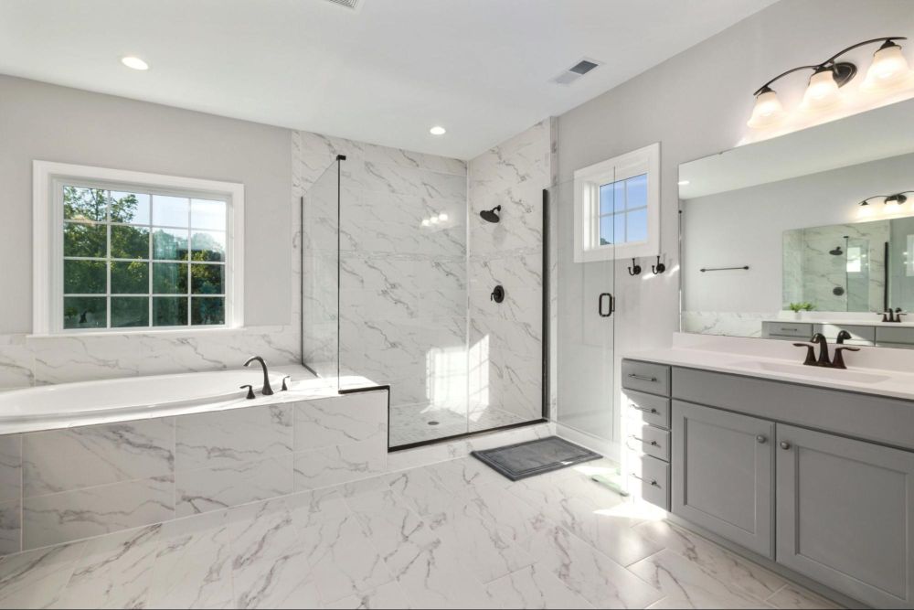 10 White Marble Bathroom Ideas for 2025